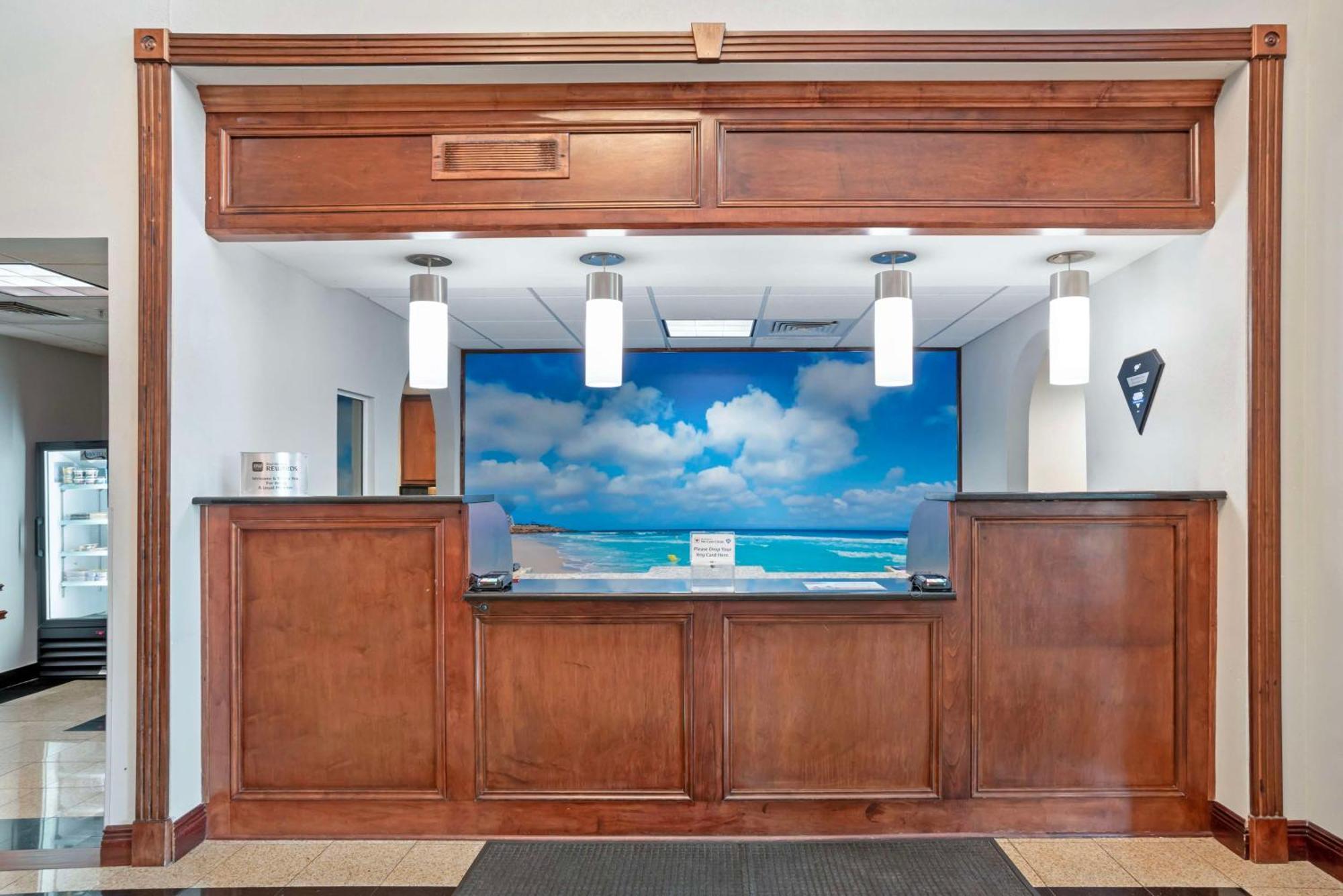 Best Western Plus Blue Angel Inn Pensacola Exterior foto